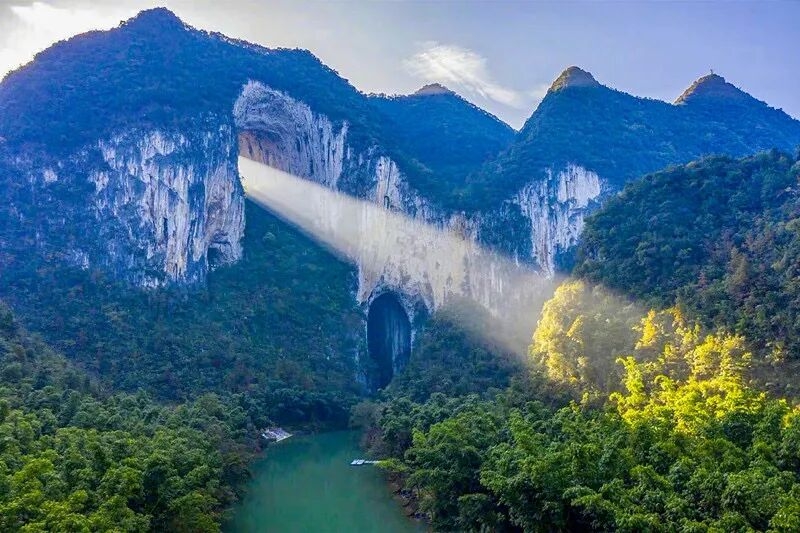 紫云格凸河国家级风景名胜区.jpg