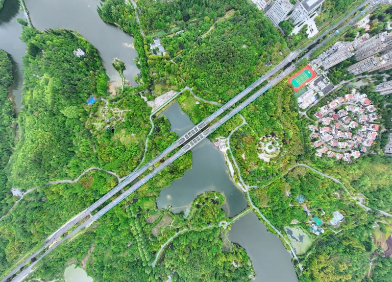 观山湖公园鸟瞰图。吴林燚摄