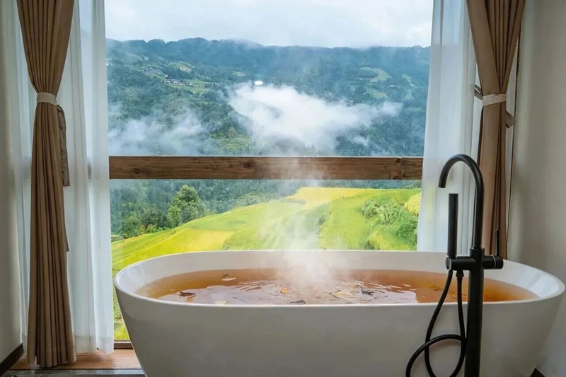 瑤浴氤氳與山嵐互映.jpg