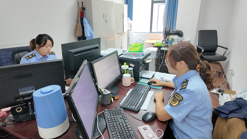 安顺经开区市场监管局持续深化商事登记便利化改革。
