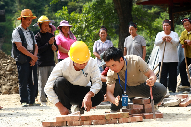 高定村技能培訓現場。楊家孟攝
