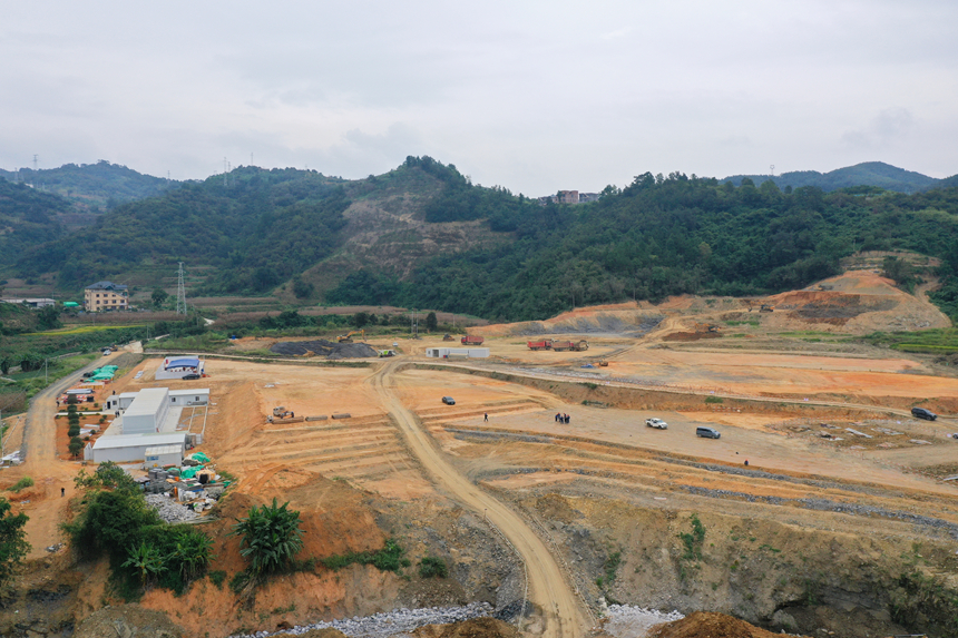 变电站建设一角。