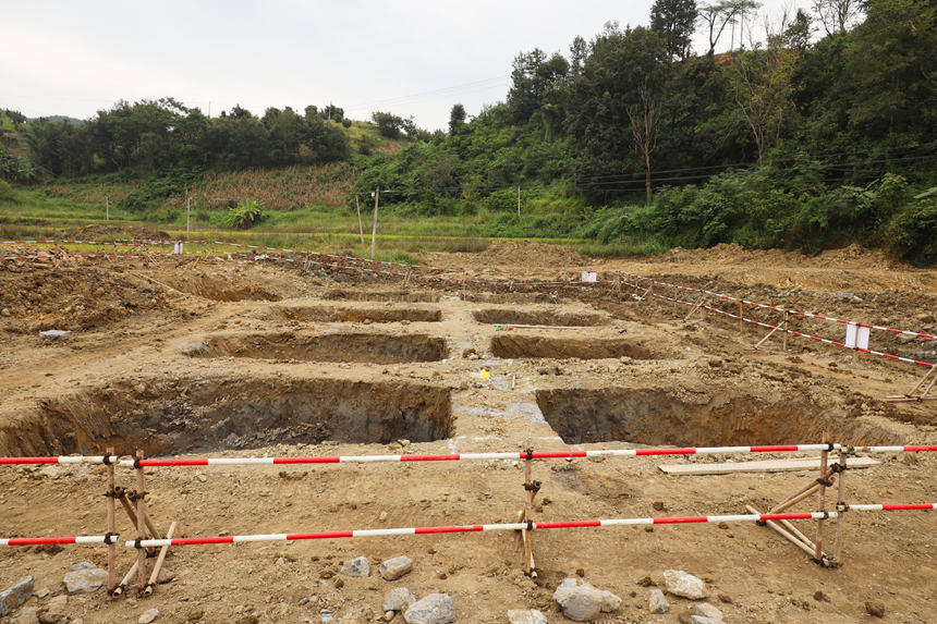 500千伏望谟变电站建设一角。