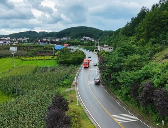 印江推進國省干道改造 鋪就暢安舒美出行路