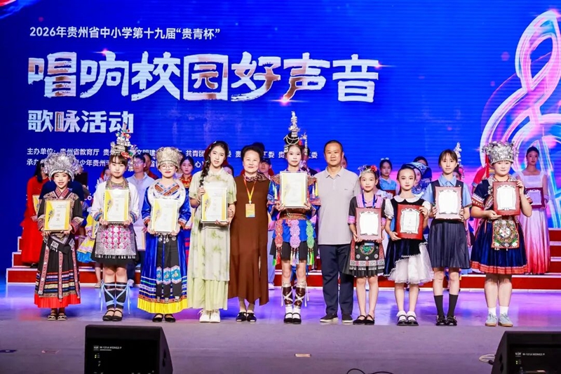 1、荣获高中组第一名。.jpg