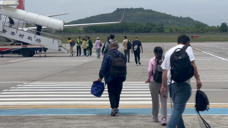国庆假期，黄果树机场多措并举护航旅客出行。