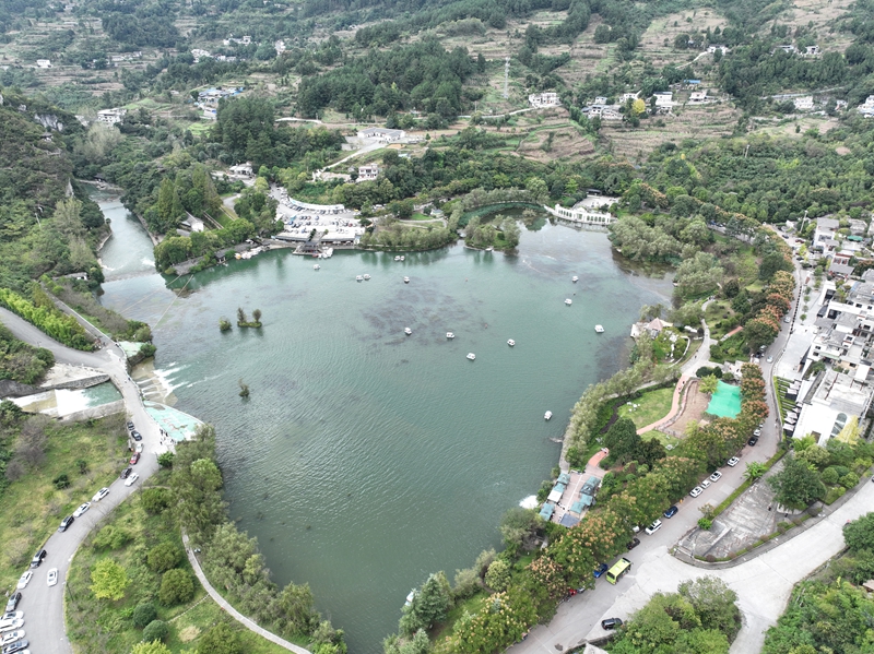 8、小西湖景區內的湖山風光。.JPG