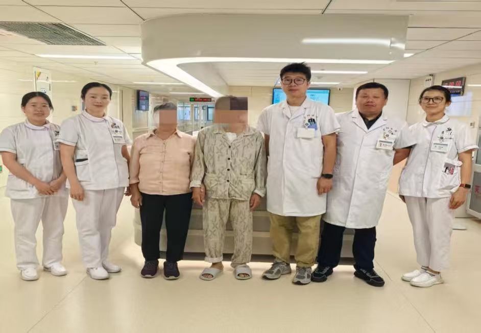 貴陽市二醫（金陽醫院）成功開展非體外循環下冠脈搭橋手術。