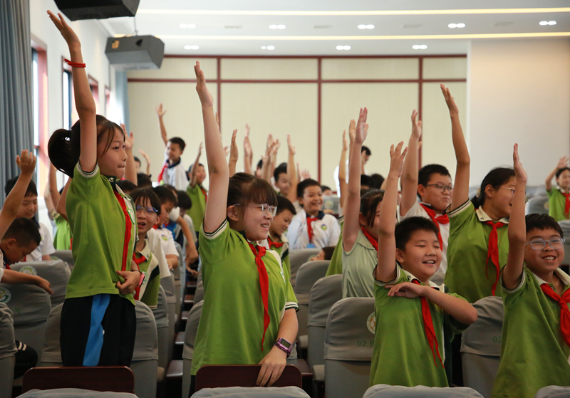 電力知識進校園 安全護航青少年成長。