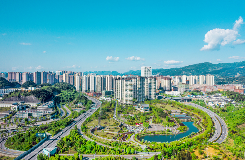 仁懷城市風貌。胡永根攝