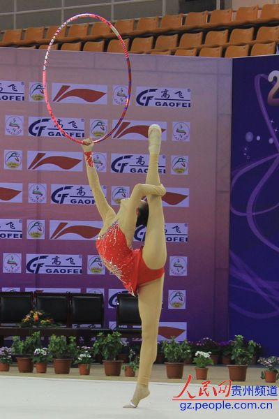 2011全国艺术体操个人冠军赛赛场上的邓森悦