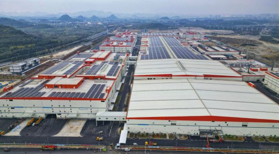 寧德時代（貴州）新能源動力及儲能電池生產制造基地（2023年10月19日攝，無人機照片）。新華社記者 向定杰 攝