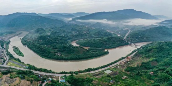 赤水河。杨良强摄